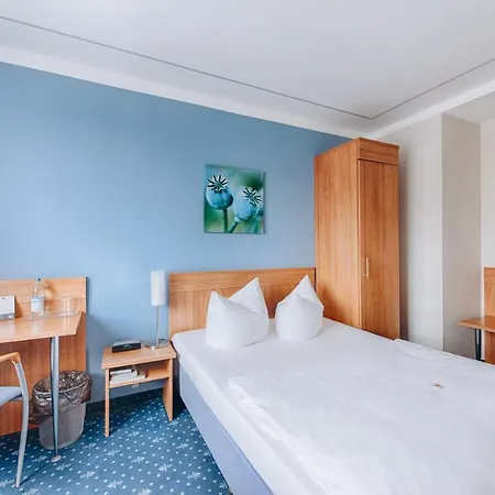 Isartor Hotel 3*
