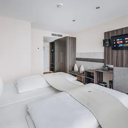Hotel Isartor