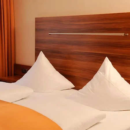 Isartor Hotel 3*