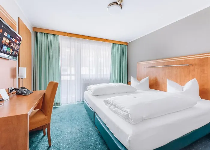 Isartor Hotel 3*
